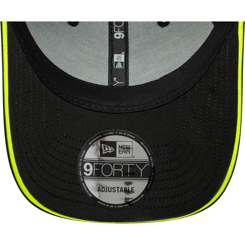 cap-curbata-black-adjustable-strap-9forty-recycled-stripe-de-valentino-rossi-vr46-motogp-de-new-era cap-curbata-black-adjustable-strap-9forty-recycled-stripe-de-valentino-rossi-vr46-motogp-de-new-era