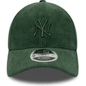 zielona-regulowana-czapka-z-zakrzywionym-daszkiem-z-zielonym-logo-9forty-m-crown-cord-new-york-yankees-mlb-new-era
