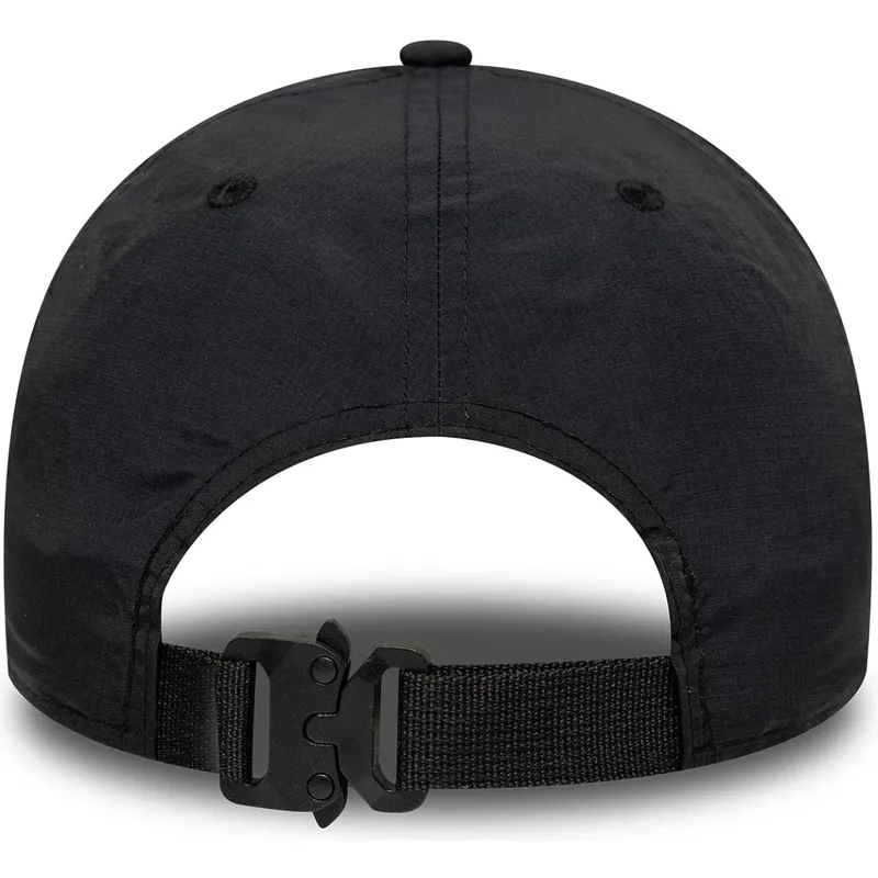 new-era-curved-brim-9forty-m-crown-sport-black-adjustable-cap