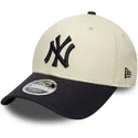 cappellino-curvo-beige-e-blu-marino-snapback-9forty-m-crown-dei-new-york-yankees-mlb-di-new-era