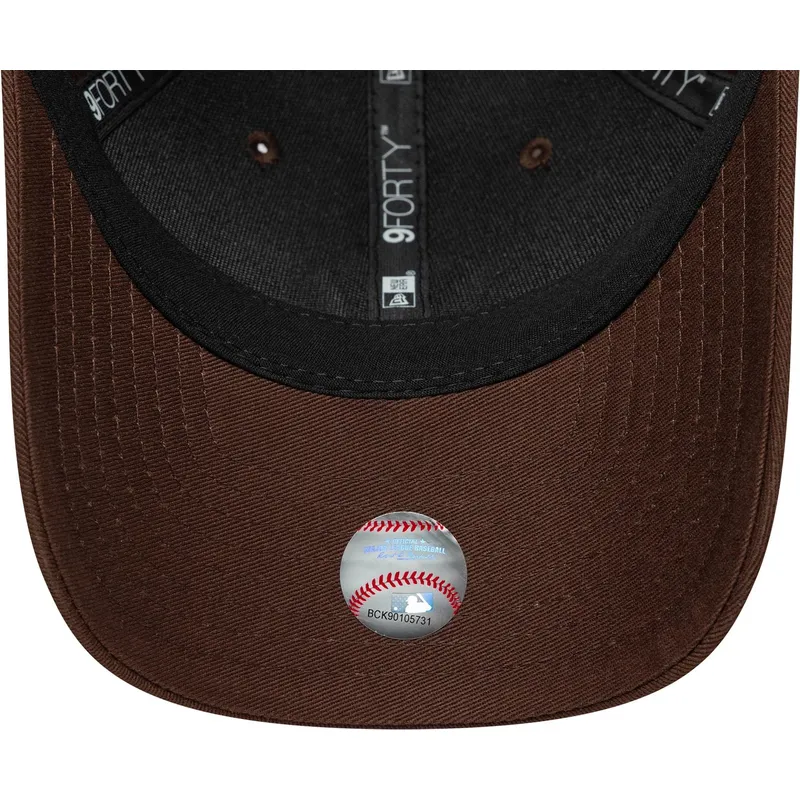 cap-curbata-brown-snapback-9forty-m-crown-de-new-york-yankees-mlb-de-new-era