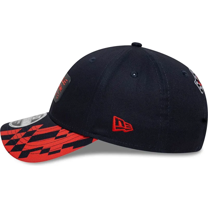 cappellino-visiera-curva-blu-marino-e-rosso-snapback-9forty-m-crown-visor-print-di-red-bull-racing-formula-1-di-new-era
