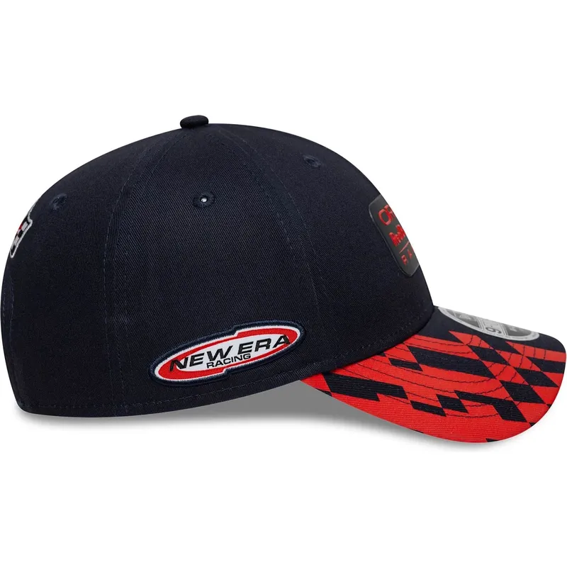 marinbla-och-rod-kurvad-keps-snapback-9forty-m-crown-visor-print-fran-red-bull-racing-formula-1-av-new-era