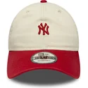cappellino-curvo-beige-e-rosso-regolabile-9twenty-mini-washed-dei-new-york-yankees-mlb-di-new-era