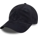 gorra-curva-azul-marino-ajustable-con-logo-azul-marino-9twenty-suede-de-new-york-yankees-mlb-de-new-era