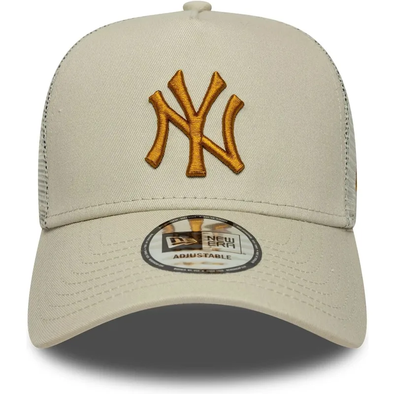 beige-trucker-keps-med-brunt-logo-a-frame-league-essential-fran-new-york-yankees-mlb-av-new-era