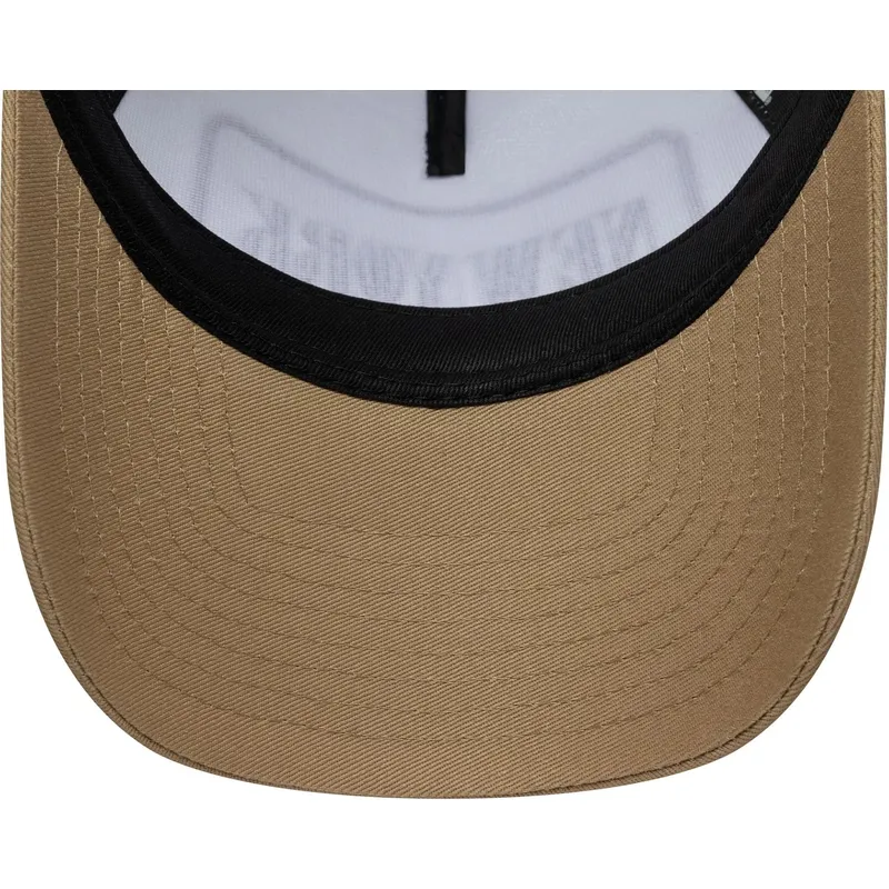 epci-curbata-maro-snapback-a-frame-location-de-new-york-ciudades-y-playas-de-new-era