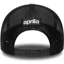 cappellino-trucker-bianco-e-nero-e-frame-di-aprilia-piaggio-di-new-era