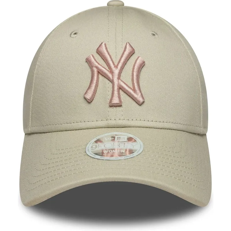 cappellino-curvo-beige-regolabile-con-logo-rosa-da-donna-9forty-league-essential-dei-new-york-yankees-mlb-di-new-era