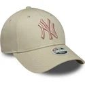 epci-curbata-bej-reglabila-rosa-9forty-league-essential-de-new-york-yankees-mlb-de-new-era