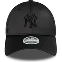 epci-curbata-negru-snapback-9forty-satin-de-new-york-yankees-mlb-de-new-era