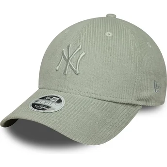 Cap curbată green adjustable strap claro 9FORTY M-Crown Pastel Cord de New York Yankees MLB de New Era