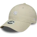 czapka-z-zakrzywionym-daszkiem-bezowa-regulowana-damska-9twenty-washed-mini-new-york-yankees-mlb-new-era
