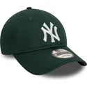 cappellino-con-visiera-curva-verde-scuro-regolabile-9twenty-league-essential-di-new-york-yankees-mlb-di-new-era