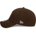 epci-curbata-maro-reglabila-9twenty-league-essential-de-new-york-yankees-mlb-de-new-era