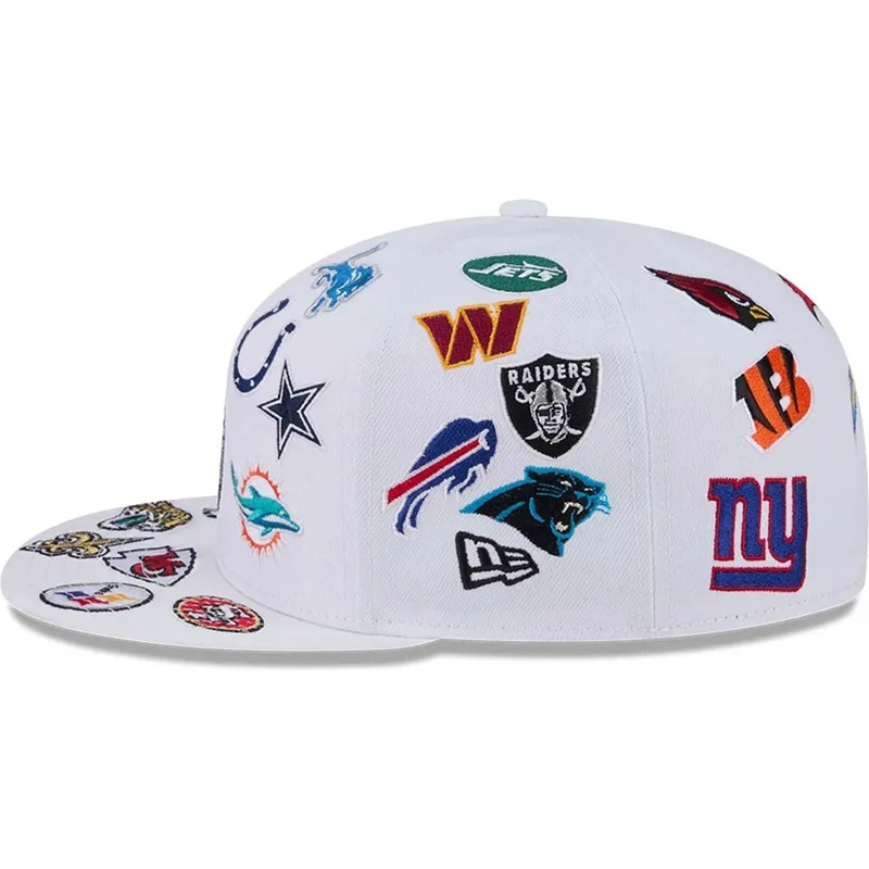 cappello-piatto-bianco-chiuso-59fifty-all-over-di-nfl-di-new-era