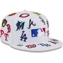 biala-dopasowana-czapka-z-daszkiem-59fifty-all-over-mlb-new-era