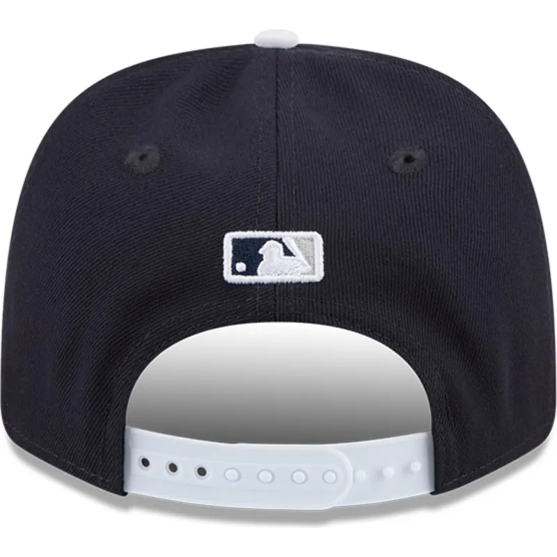 gorra-curva-azul-marino-snapback-9seventy-stretch-snap-flower-de-new-york-yankees-mlb-de-new-era