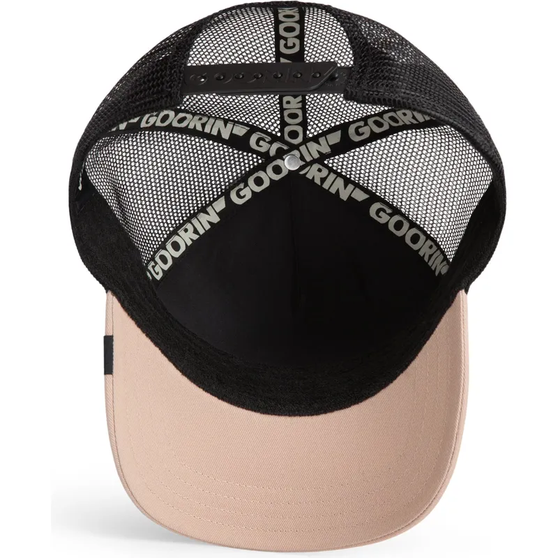 cappellino-trucker-nero-e-beige-cane-pastore-tedesco-the-bad-boy-the-farm-di-goorin-bros