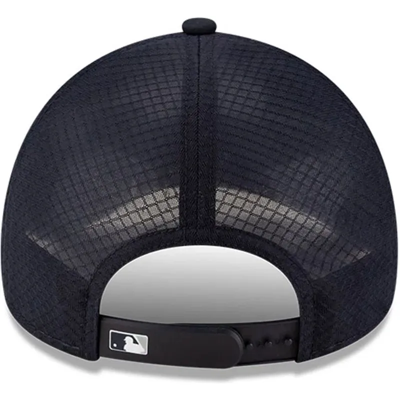 epci-curbata-bleumarin-snapback-9forty-apex-batting-practice-de-new-york-yankees-mlb-de-new-era epci-curbata-bleumarin-snapback-9forty-apex-batting-practice-de-new-york-yankees-mlb-de-new-era