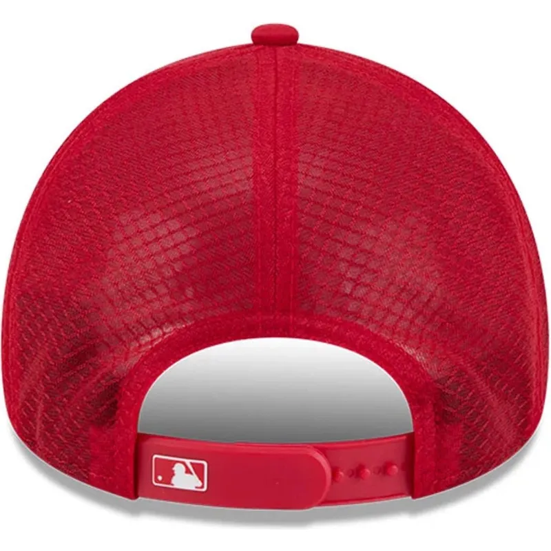 cappellino-trucker-rosso-con-logo-rosso-9forty-apex-batting-practice-dei-new-york-yankees-mlb-di-new-era