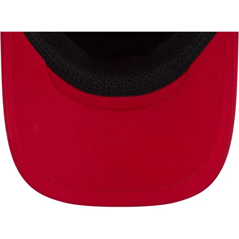 rote-trucker-kappe-mit-rotem-logo-9forty-apex-batting-practice-der-new-york-yankees-mlb-von-new-era