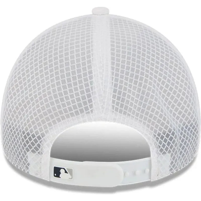 epci-curbata-alb-snapback-9forty-apex-batting-practice-de-new-york-yankees-mlb-de-new-era epci-curbata-alb-snapback-9forty-apex-batting-practice-de-new-york-yankees-mlb-de-new-era