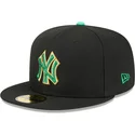 svart-platt-keps-justerad-59fifty-saint-patrick-s-day-fran-new-york-yankees-mlb-av-new-era