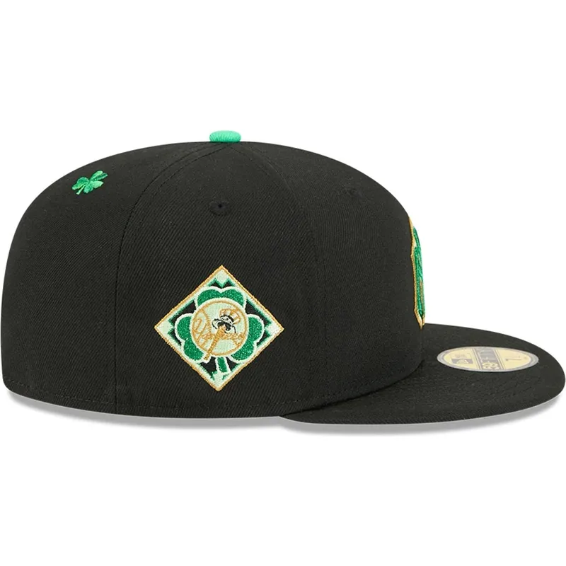 casquette-plate-noire-ajustee-59fifty-saint-patrick-s-day-new-york-yankees-mlb-new-era