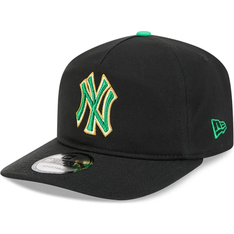 svart-kurvad-snapback-keps-19twenty-saint-patrick-s-day-fran-new-york-yankees-mlb-av-new-era