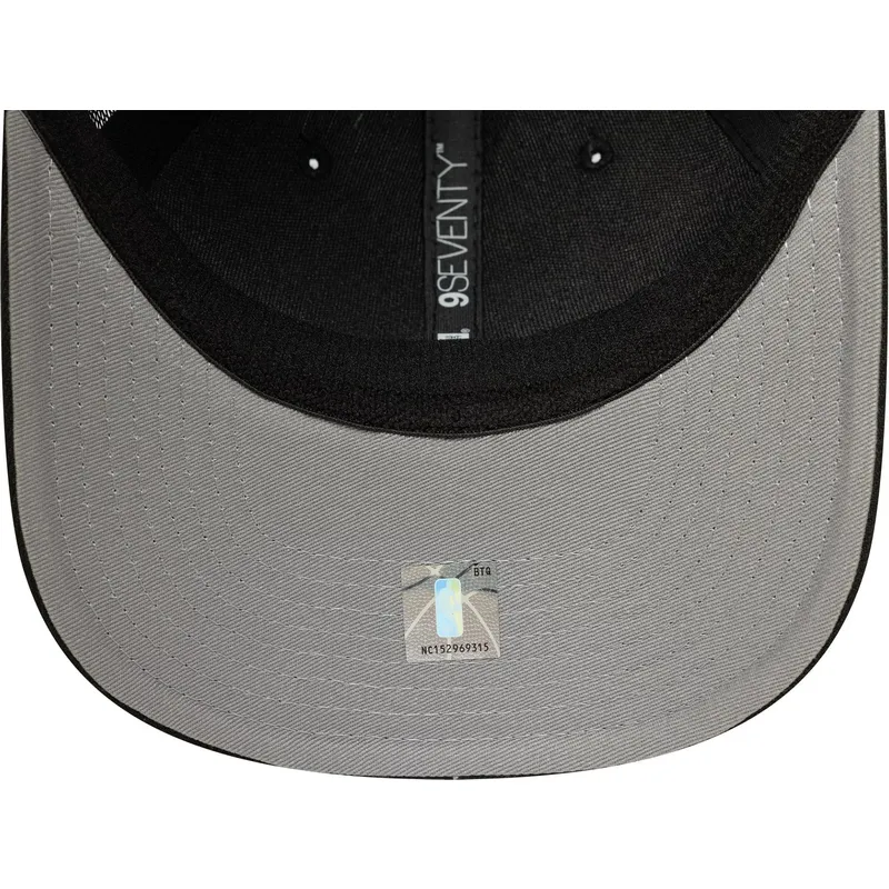 epci-curbata-negru-snapback-9seventy-stretch-snap-eg-de-chicago-bulls-nba-de-new-era