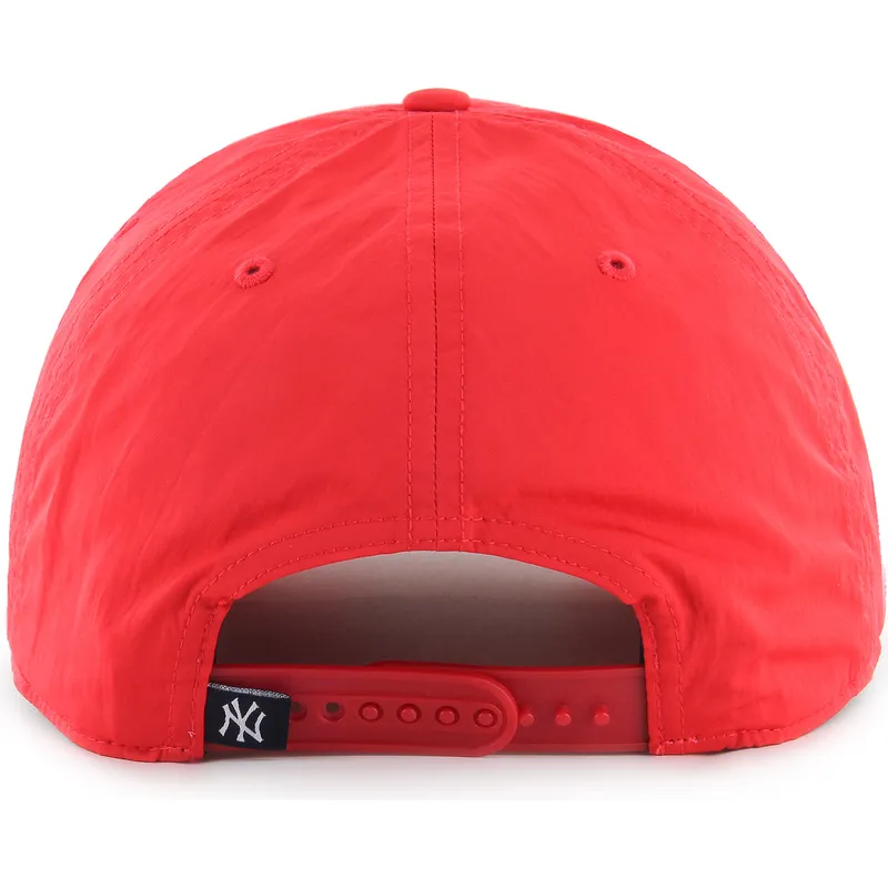 cap-curbata-red-snapback-hitch-lc-eight-bit-hero-de-new-york-yankees-mlb-de-47-brand