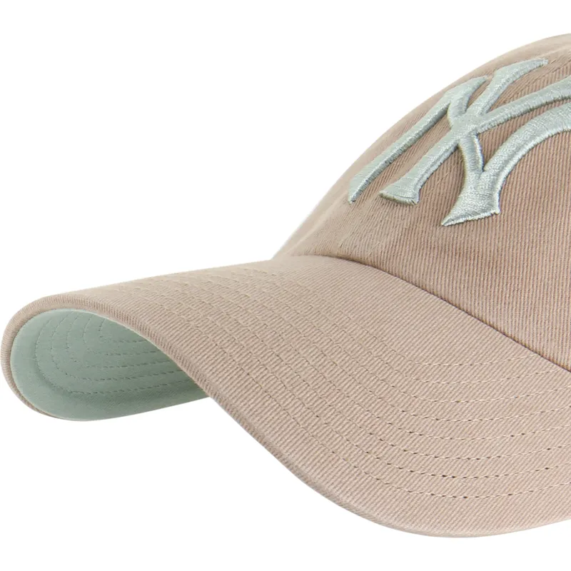 braune-verstellbare-curved-cap-clean-up-ballpark-der-new-york-yankees-mlb-von-47-brand