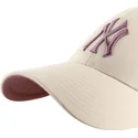 beige-kurvad-keps-snapback-med-lila-mvp-ballpark-logotyp-fran-new-york-yankees-mlb-av-47-brand