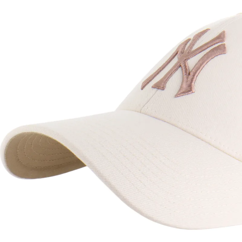 beige-gebogene-snapback-kappe-mit-braunem-logo-mvp-ballpark-von-new-york-yankees-mlb-von-47-brand