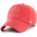 casquette-courbee-rouge-ajustable-clean-up-trailer-new-york-yankees-mlb-47-brand