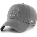 graue-verstellbare-curved-cap-clean-up-trailer-der-new-york-yankees-mlb-von-47-brand