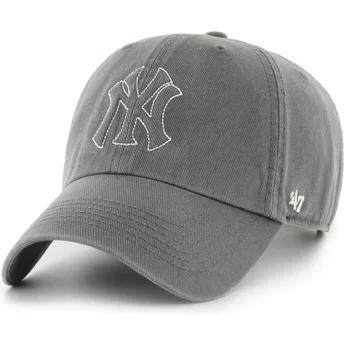 Cappellino curvo grigio regolabile Clean Up Trailer dei New York Yankees MLB di 47 Brand