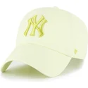 cap-curbata-yellow-adjustable-strap-clean-up-no-loop-label-de-new-york-yankees-mlb-de-47-brand