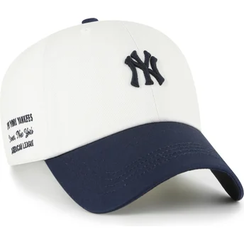 Cappellino curvo beige e blu marino regolabile Clean Up Contemporary Two Tone dei New York Yankees MLB di 47 Brand