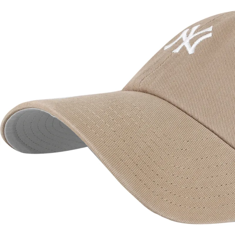 47-brand-curved-brim-clean-up-base-runner-new-york-yankees-mlb-brown-adjustable-cap