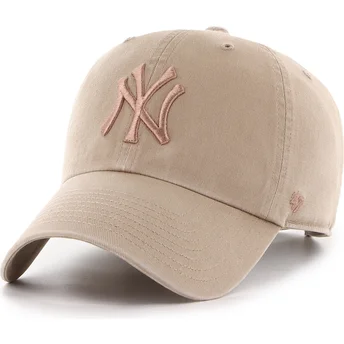 Brązowa regulowana czapka z zakrzywionym daszkiem z brązowym logo Clean Up No Loop Label New York Yankees MLB od 47 Brand