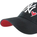 cappellino-curvo-nero-regolabile-clean-up-heart-icon-dei-new-york-yankees-mlb-di-47-brand
