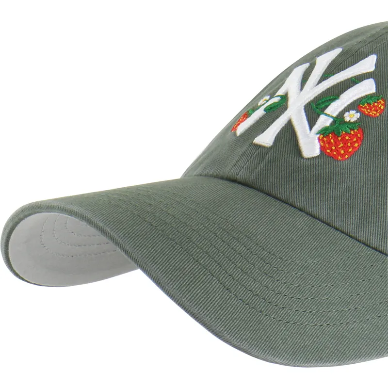 casquette-courbee-verte-ajustable-clean-up-icon-alt-strawberry-new-york-yankees-mlb-47-brand
