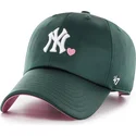 grune-verstellbare-gebogene-kappe-clean-up-with-love-der-new-york-yankees-mlb-von-47-brand