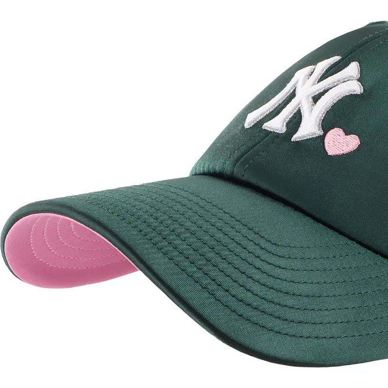 cappellino-curvo-verde-regolabile-clean-up-with-love-dei-new-york-yankees-mlb-di-47-brand