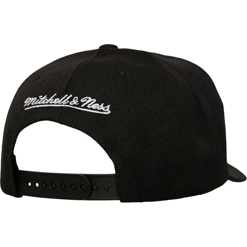 cap-curbata-black-snapback-busted-pro-de-vancouver-grizzlies-nba-de-mitchell-ness