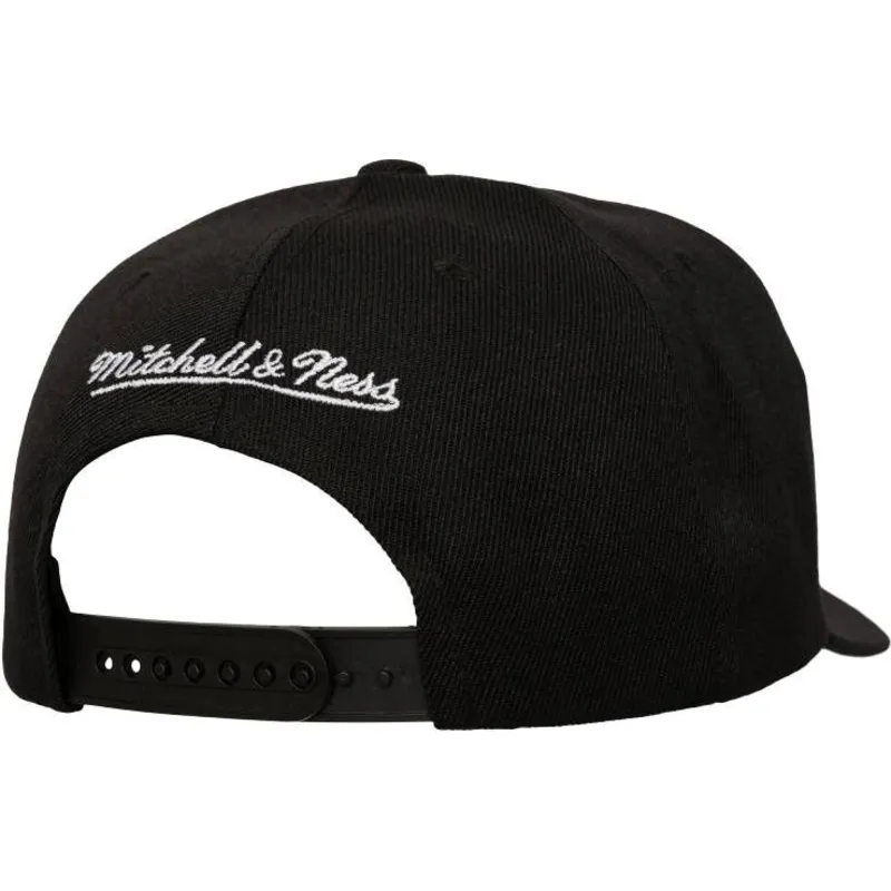 epci-curbata-negru-snapback-pinned-gold-pro-de-new-york-knicks-nba-de-mitchell-ness