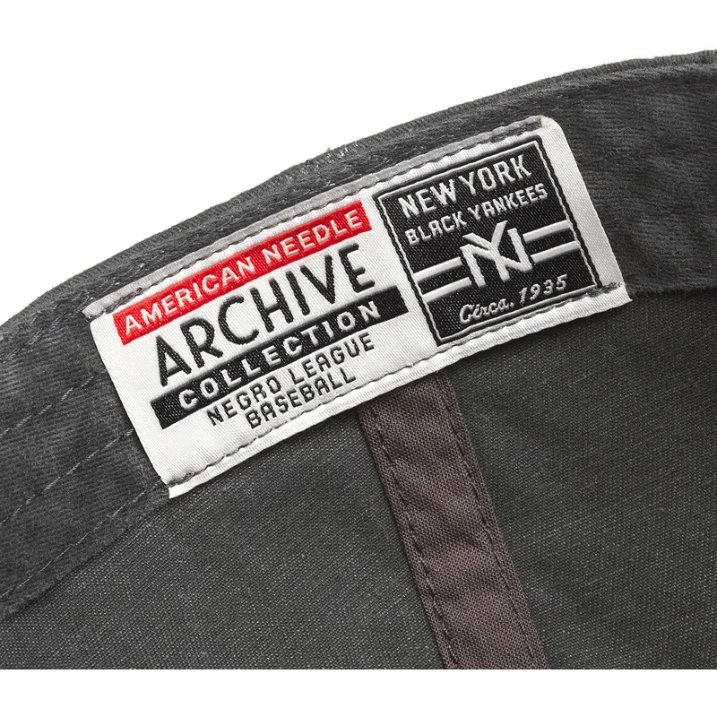 czapka-z-zakrzywionym-daszkiem-czarna-regulowana-archive-new-york-black-yankees-mlb-od-american-needle