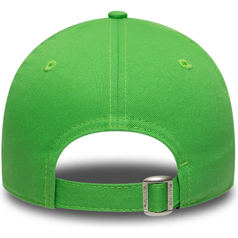grune-gebogene-verstellbare-kappe-fur-kinder-9forty-essential-von-new-york-yankees-mlb-von-new-era